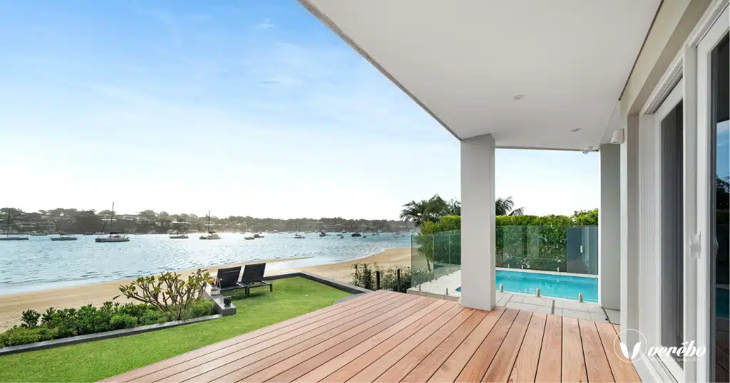 Terrasse en bois composite par Verébo