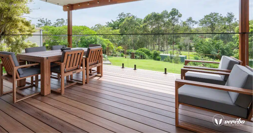 Terrasse en bois composite par Verébo